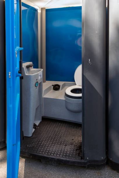 Best Portable restroom trailer rental  in Freeland, MI